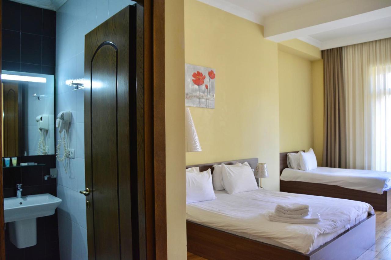 Boutique Hotel O. Galogre Batumi Luaran gambar