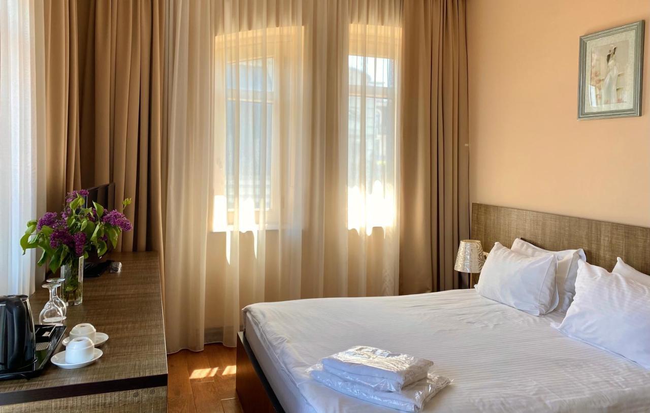 Boutique Hotel O. Galogre Batumi Luaran gambar